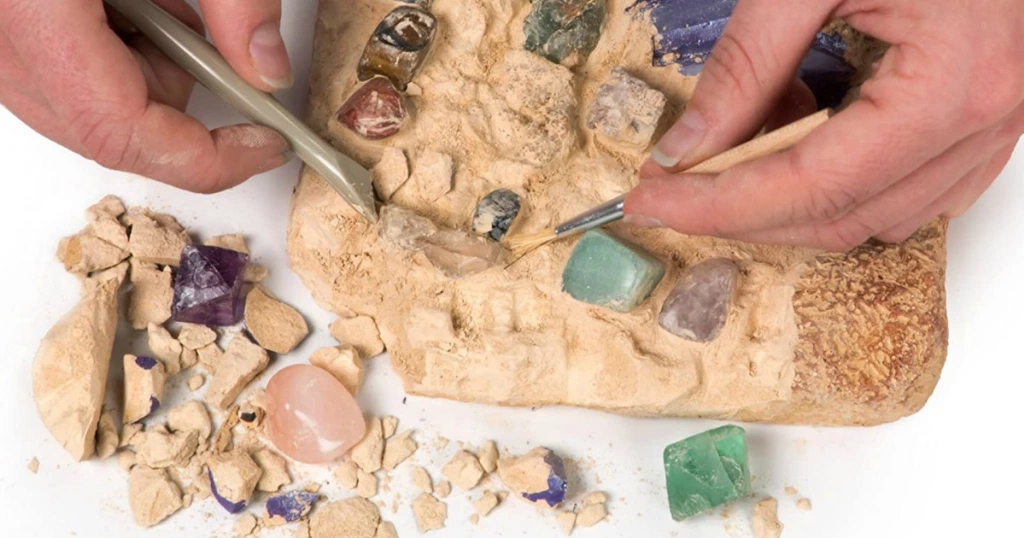 National Geographic Mega Gemstone Dig Kit Only $15.99 on Amazon (Great Reviews)